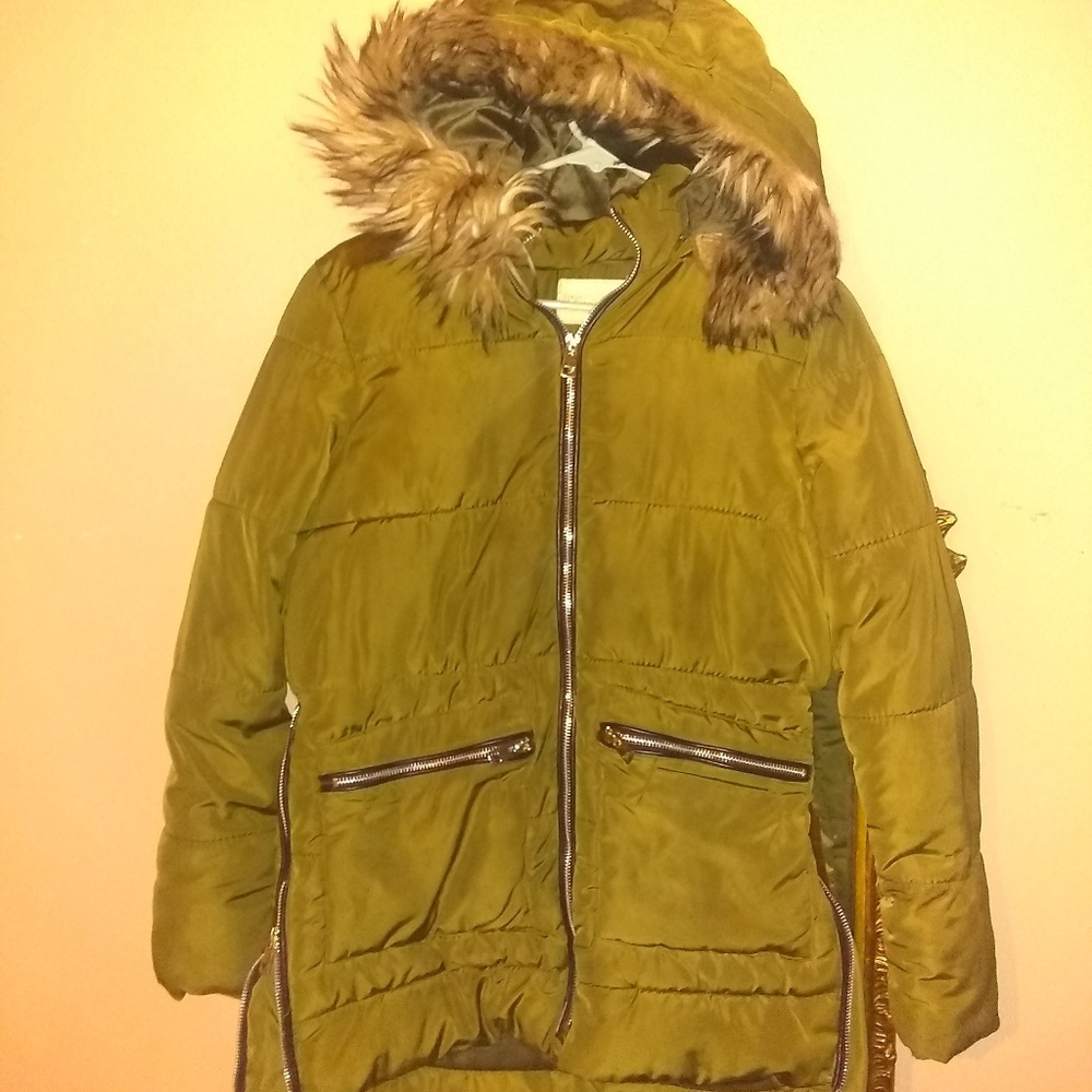 SNOBBISH Olive Green Puffy Coat w/ Faux Fur Hood